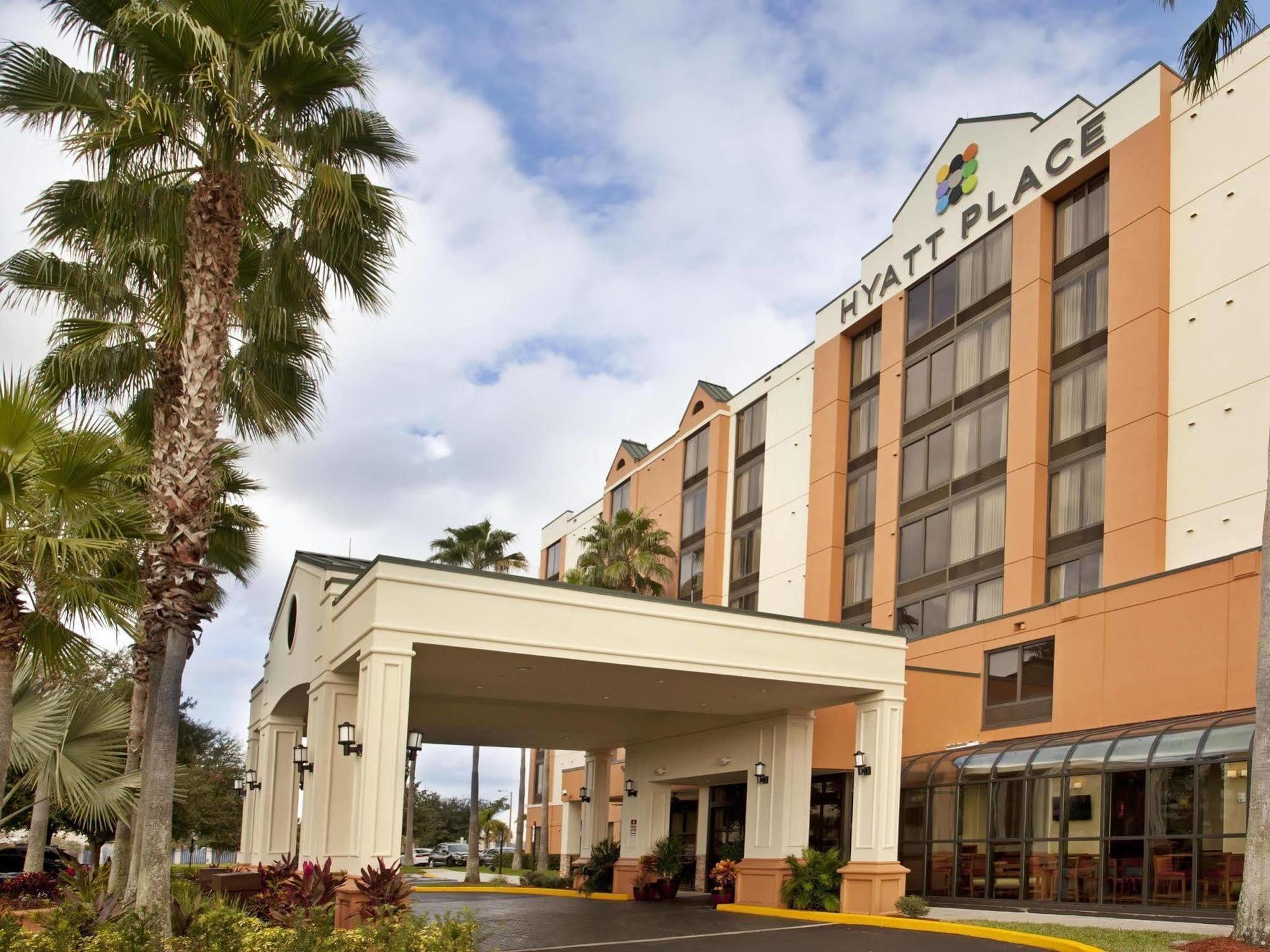 Hyatt Place Across From Universal Orlando Resort Exterior foto